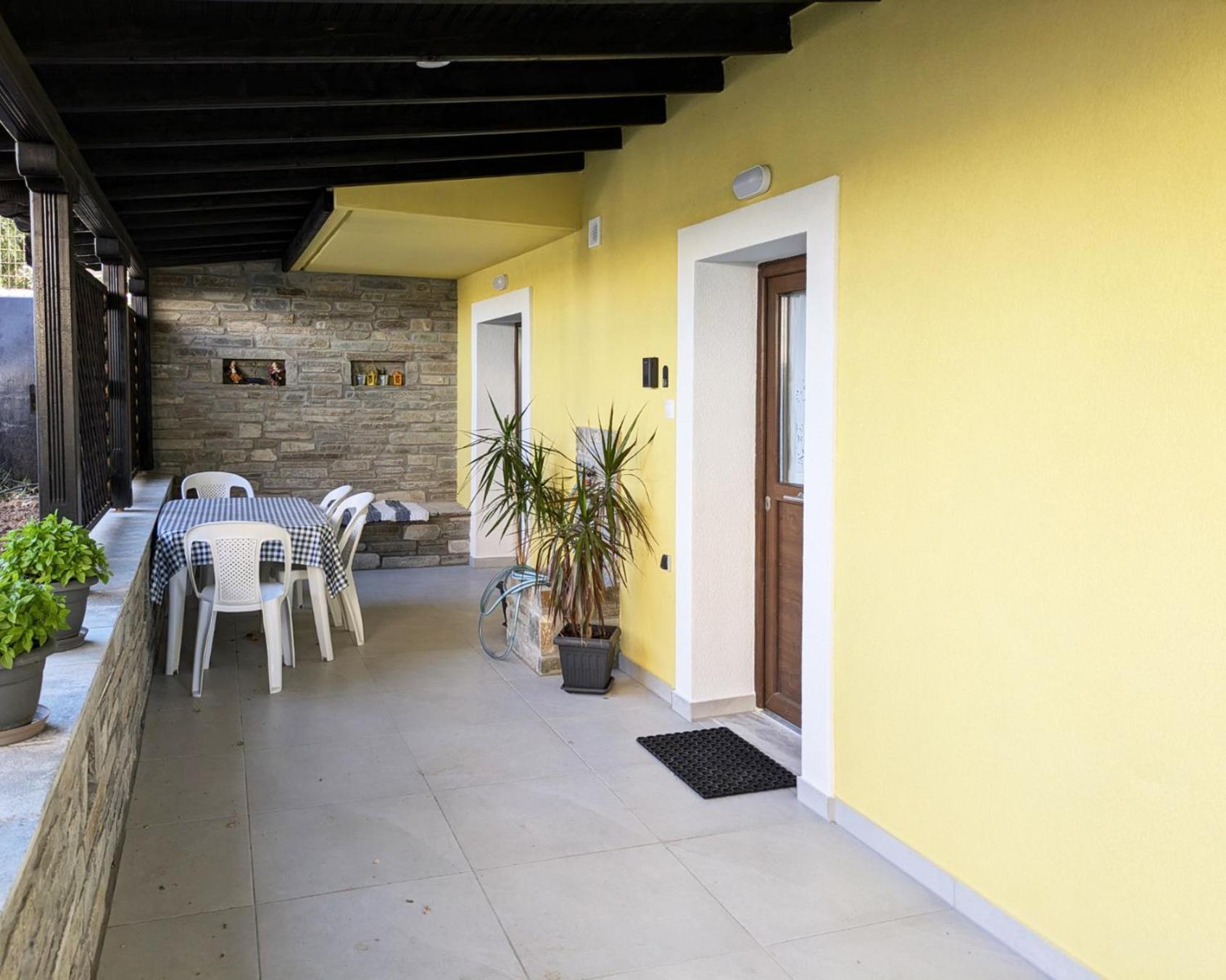Melina Apartments Nikiti  Zewnętrze zdjęcie